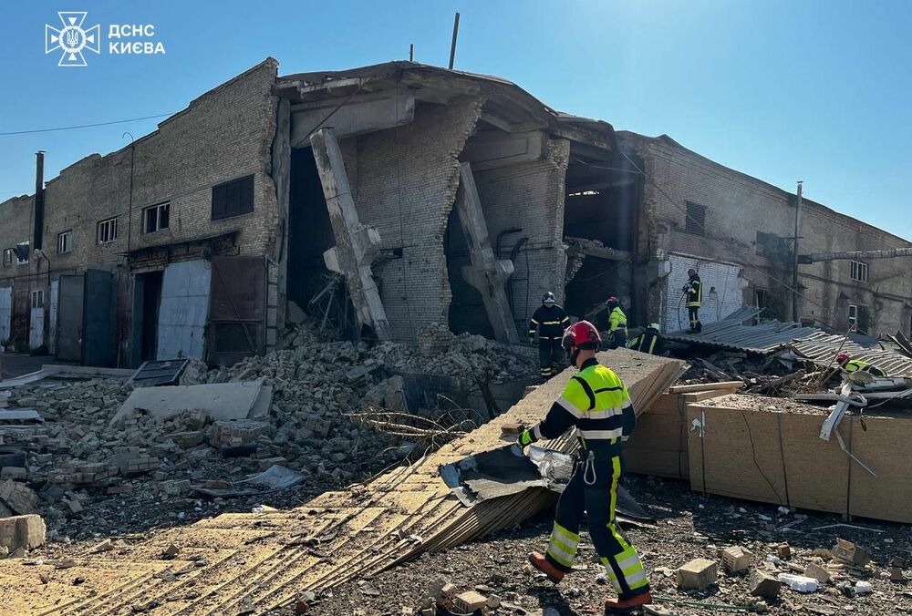 В Киеве произошел взрыв на автотранспортном предприятии: есть жертвы
