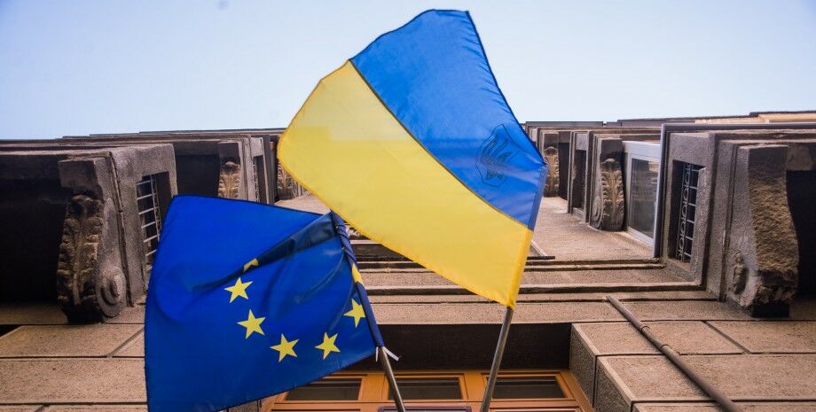 СМИ: к концу недели Евросоюз оформит для Украины кредит в размере 9,5 млрд долл. СМИ: к концу недели Евросоюз оформит для Украины кредит в размере 9,5 млрд долл.