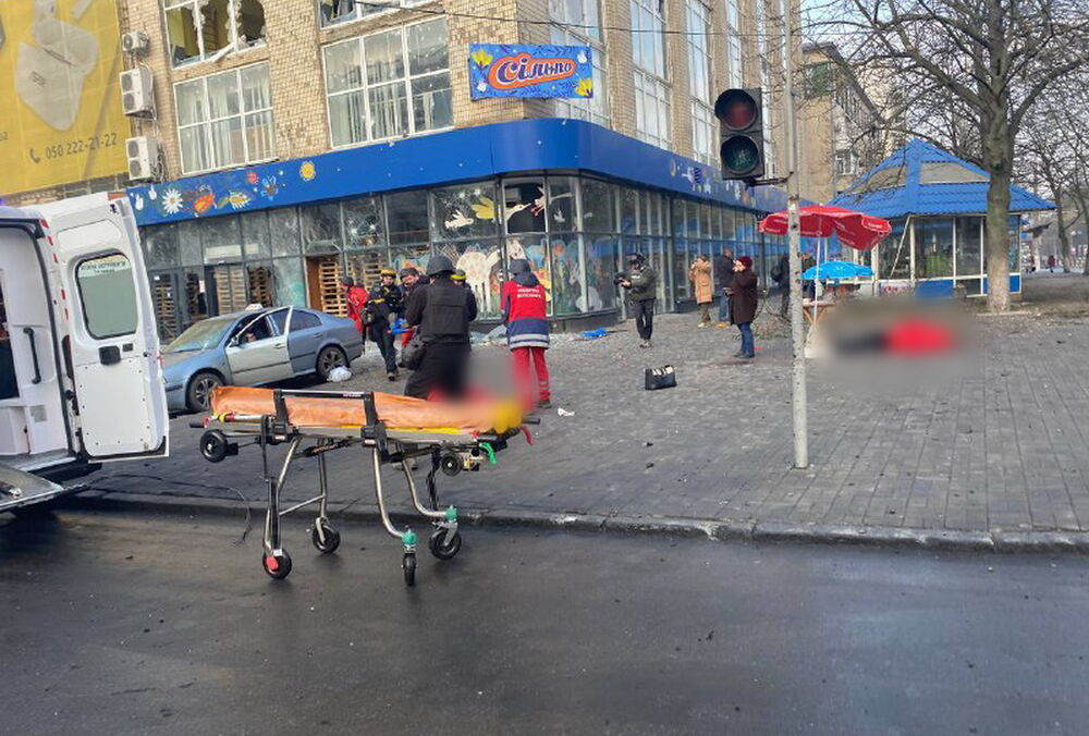 Росія обстріляла центр Херсона: багато загиблих та поранених