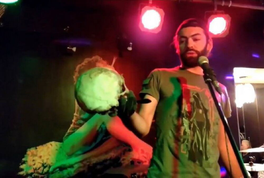 Российский националист Мангушев, который хвастался черепом ”украинского бойца”, убит выстрелом в голову