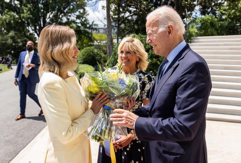 Зеленський розповів, з якою метою його дружина поїхала з візитом до США 