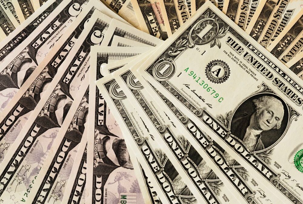  Курс долара в Україні різко злетів на тлі чуток про російське вторгнення