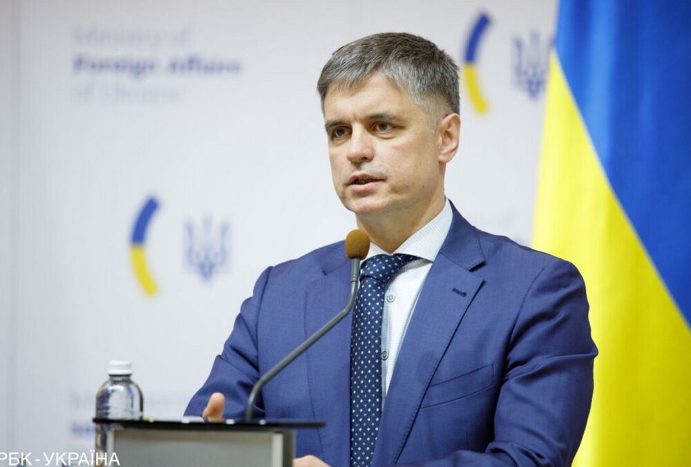 Зеленський звільнив Пристайка після критики ”нездорового сарказму” президента