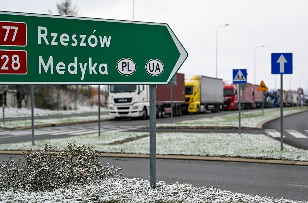 Прикордонники розповіли про ситуацію на кордоні з Польщею 