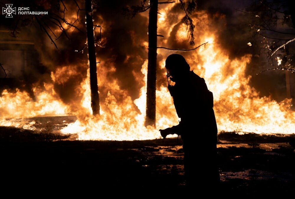 Російські військові масовано атакували Кременчук