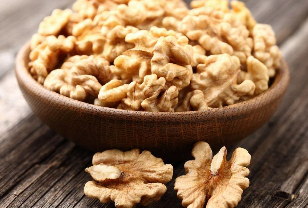 Грецкий орех: почему его стоит добавить в свой рацион