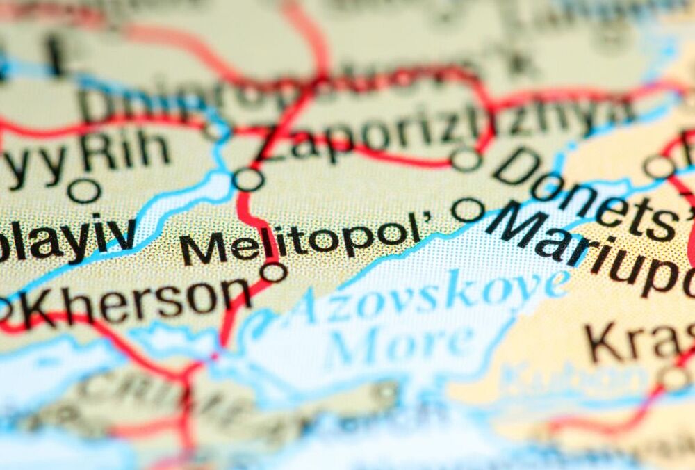 Оккупанты в Мелитополе начали подготовку к ”выборам”, завозя ”гастролеров” из РФ 