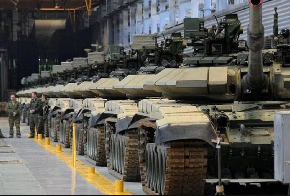 Британська розвідка: РФ суттєво знизила обсяги виробництва зброї для війни з Україною Британська розвідка: РФ суттєво знизила обсяги виробництва зброї для війни з Україною