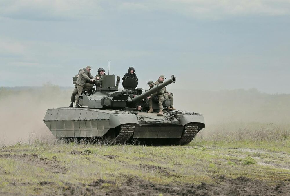 Міноборони планує замовити для ЗСУ українські танки Оплот