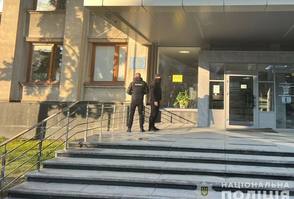 Обшуки в Ужгородській міськраді: стало відомо про розкрадання бюджетних коштів