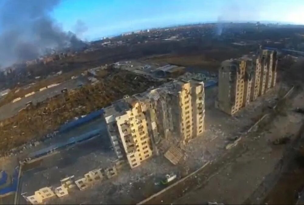 В окупованому Маріуполі знайдено чергову братську могилу з понад сотнею тіл  В окупованому Маріуполі знайдено чергову братську могилу з понад сотнею тіл