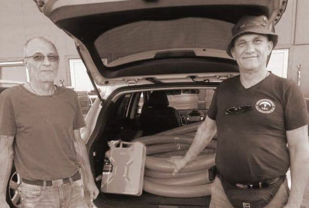 В Херсоне из-за российских обстрелов погибли волонтеры, которые раздавали людям воду