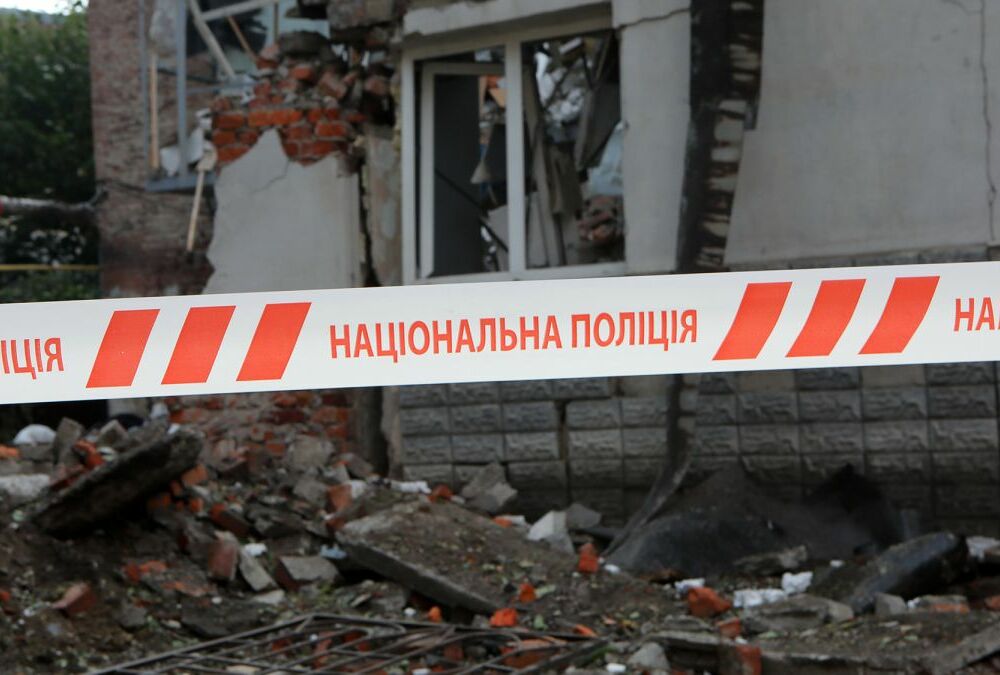 Через обстріл окупантами прикордоння Чернігівщини постраждала родина з дитиною