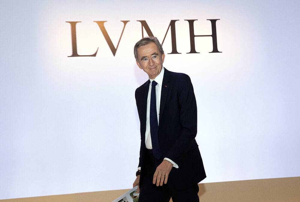 Владелец концерна LVMH Бернар Арно подозревается в отмывании денег с российским олигархом Владелец концерна LVMH Бернар Арно подозревается в отмывании денег с российским олигархом