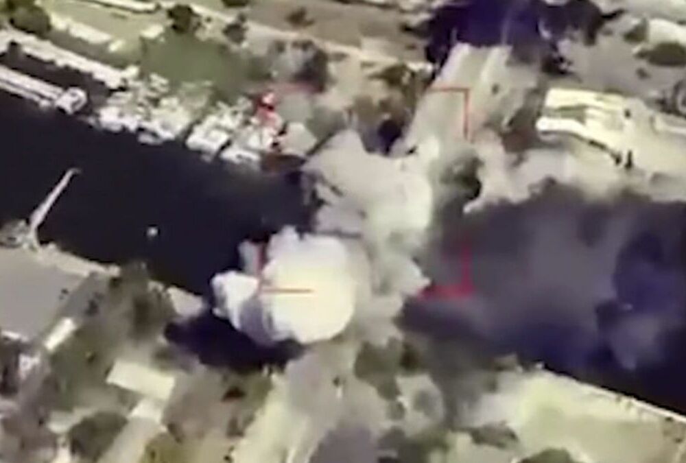 Появились новые детали удара по мосту в Херсоне