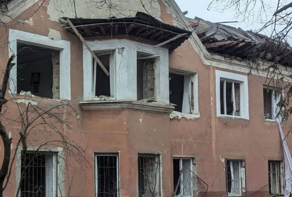 П'ятнадцять людей постраждали внаслідок удару по Кривому Рогу: перші кадри наслідків