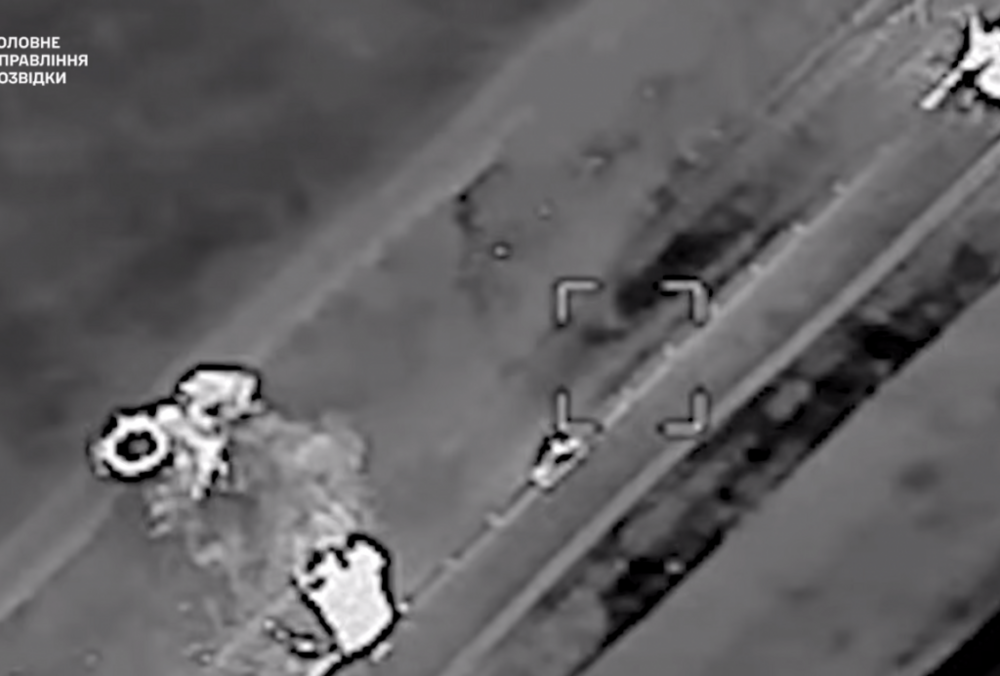 Розвідники знищили товарний потяг з пальним на окупованій території