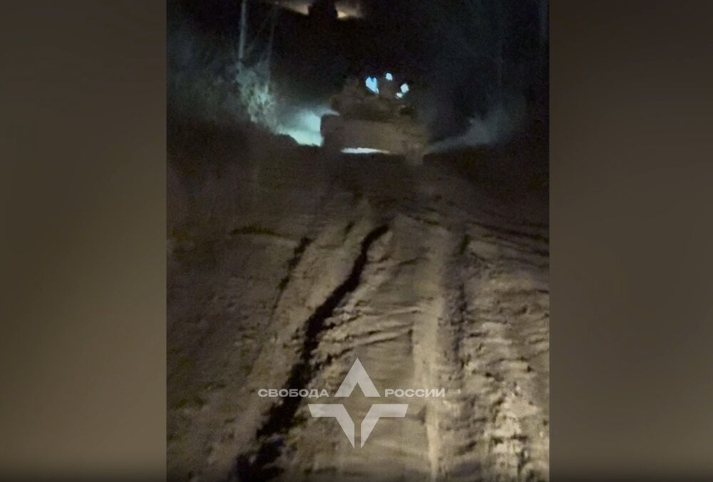 Російські добровольчі батальйони прорвали кордон із Росією: деталі