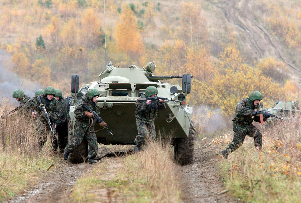 Українські прикордонники розповіли, що відбувається з російськими військами на кордоні