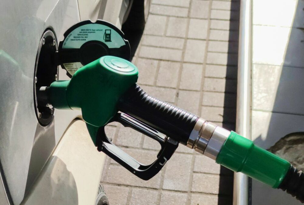 Плохая новость для водителей: в сентябре подорожает газ