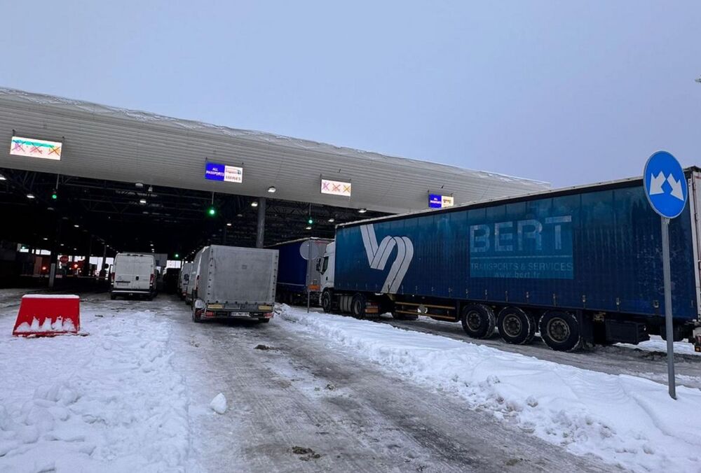 Один із КПП на польському кордоні почав пропуск вантажних автомобілів