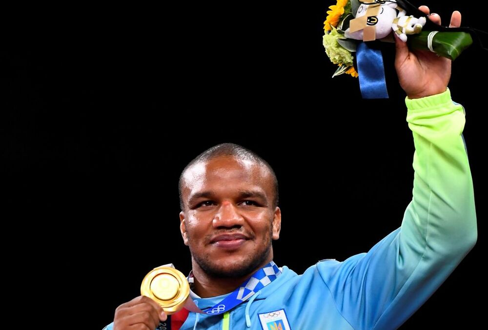 Інфографіка: скільки заробили українські медалісти на Олімпіаді