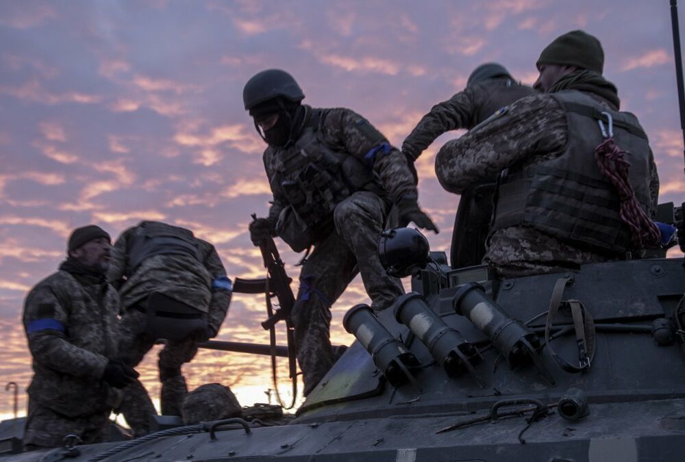 ЗМІ: країни Заходу почали обговорювати сценарій завершення війни без участі України