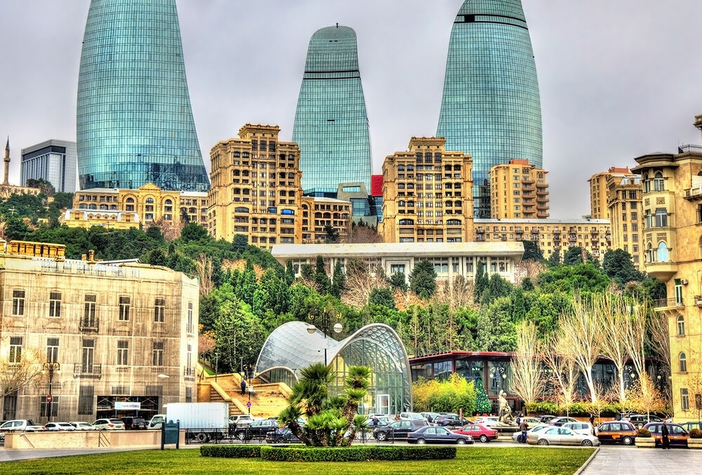 Украинцы смогут оставаться в Азербайджане неограниченное время