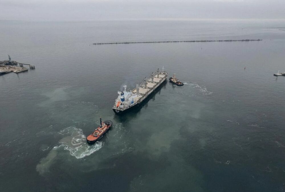 СМИ: Россия отправила в Ливан похищенную в Украине кукурузу 