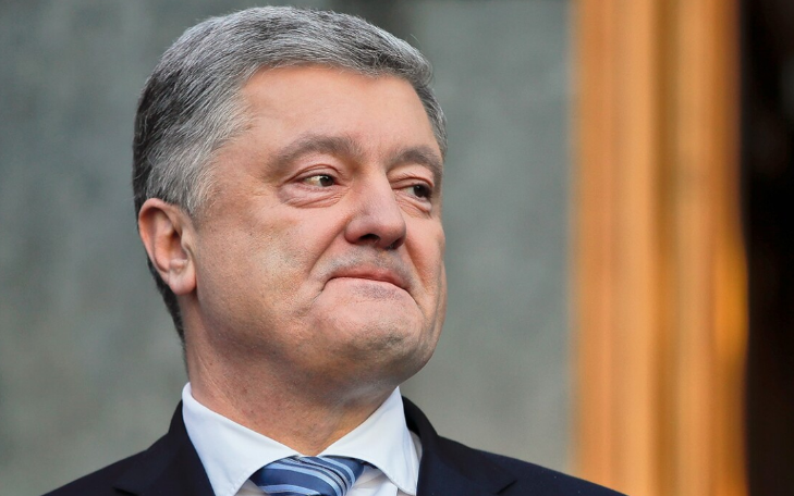 Порошенко вернулся в Украину
