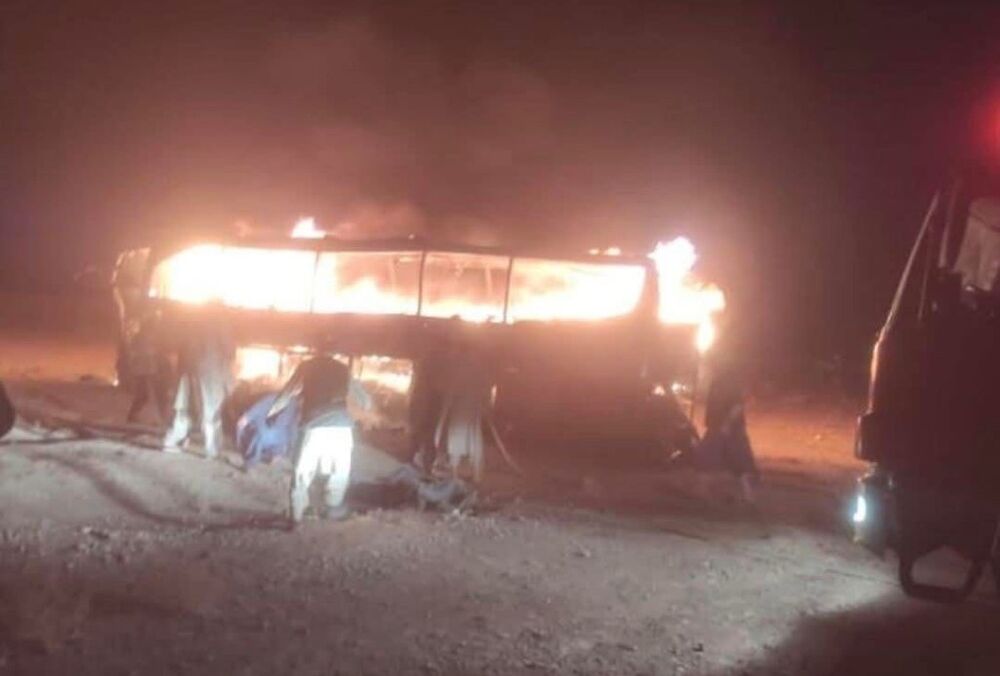 В Афганистане в аварию попал автобус с мигрантами: десятки погибших