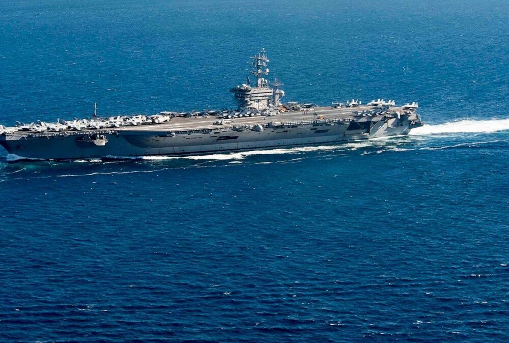 Пентагон направит к побережью Израиля второй авианосец 