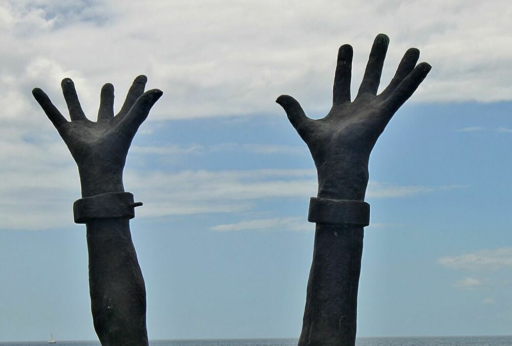 2 грудня - Міжнародний день боротьби за скасування рабства