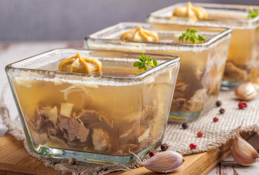 Рецепт найсмачнішого холодця з риби до зимових свят