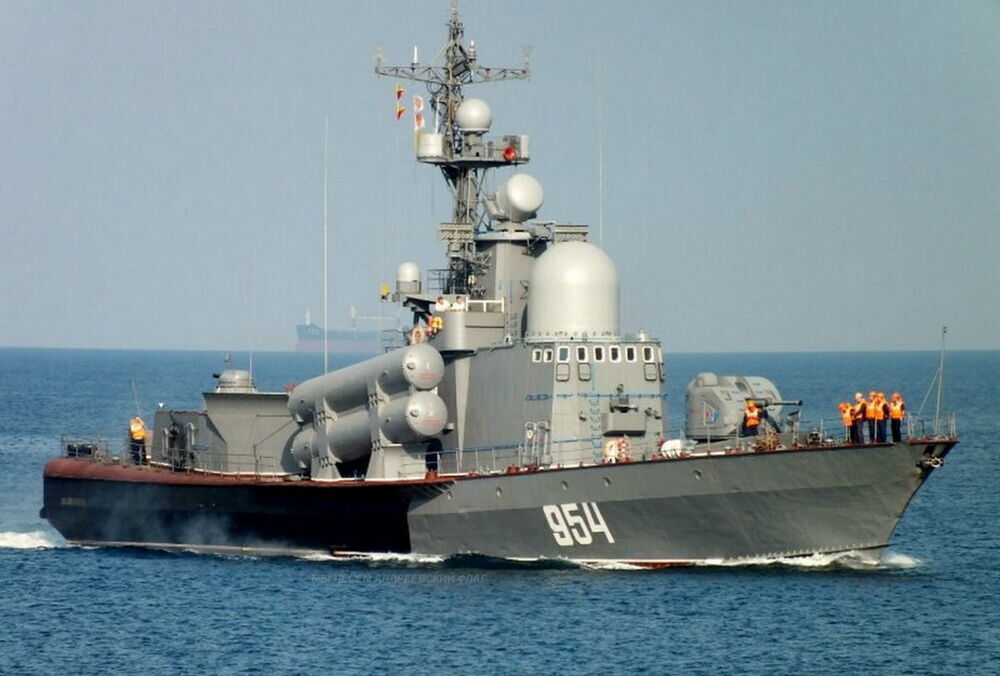 Україна втопила російський ракетний катер ”Івановець” морськими дронами MAGURA V5