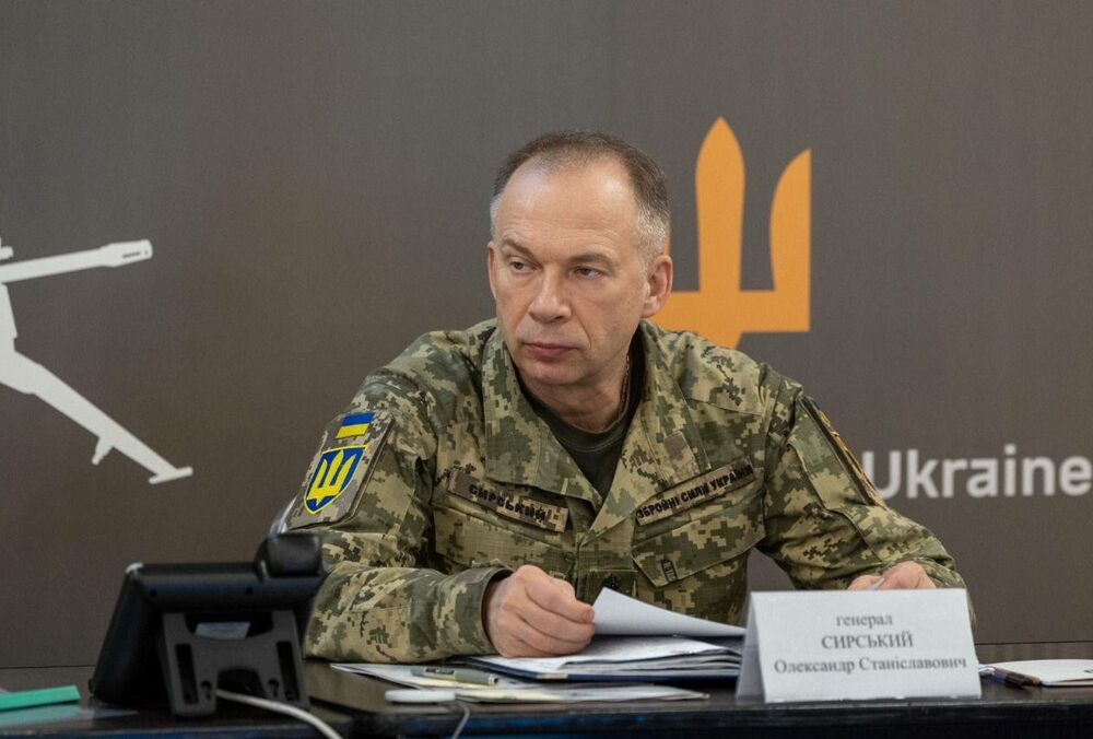 Головком ЗСУ заборонив скупчення особового складу та військової техніки на полігонах