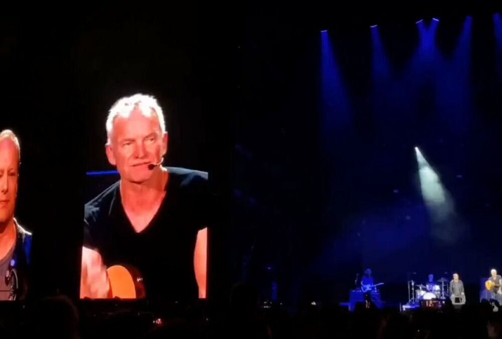 Стінг на концерті в Польщі публічно підтримав Україну