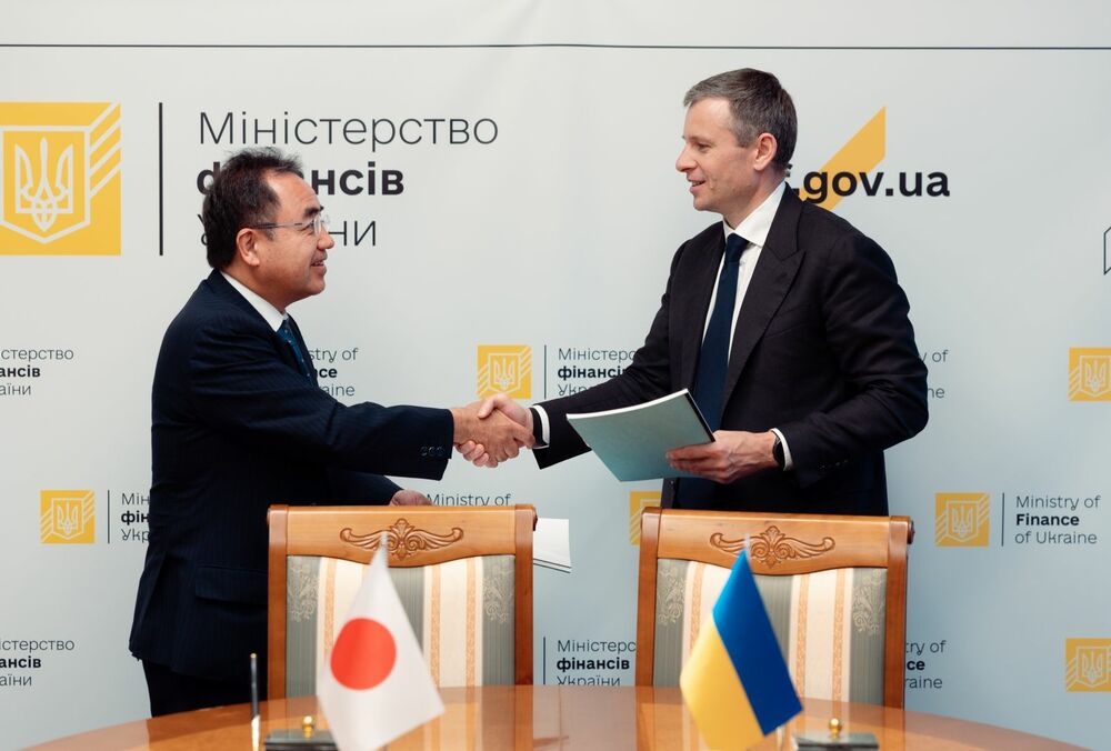 Украина и Япония подписали кредитное соглашение для получения $3 млрд за счет российских активов
