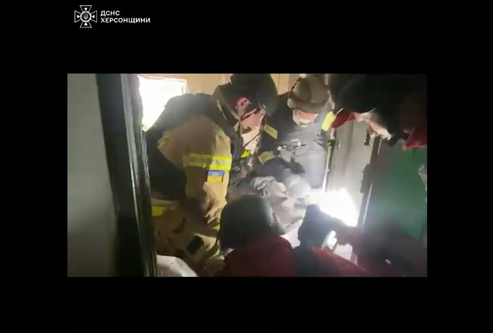 Росіяни атакували з артилерії Корабельний район Херсона, загинув чоловік