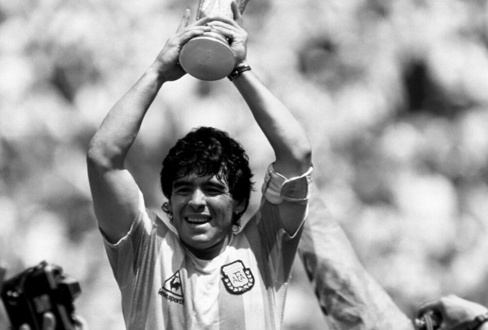 Опубликовано последнее видео с живым Марадоной