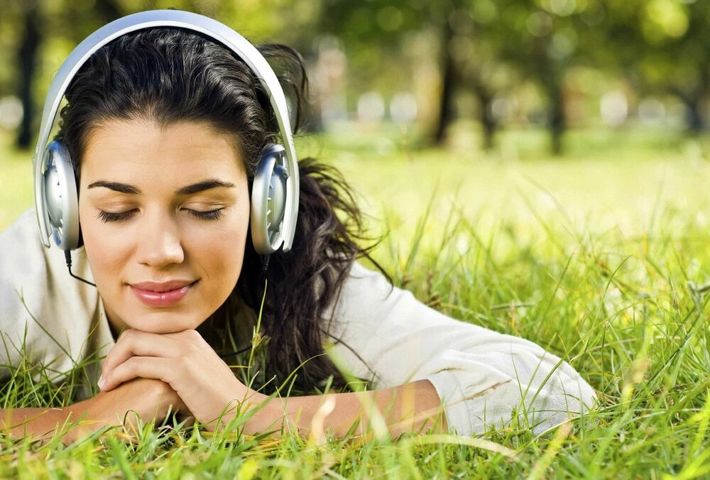Цілющі властивості музики: що слухати для зняття стресу