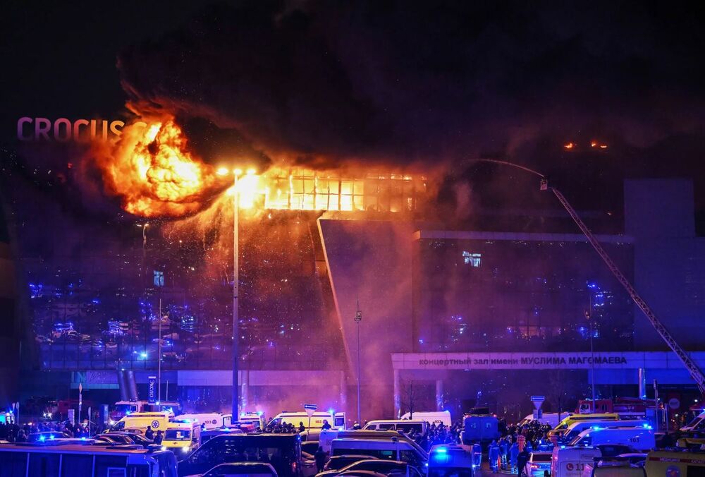 Теракт у ”Крокусі”: підозрюваному відрізали вухо, а в Росії заговорили про смертну кару