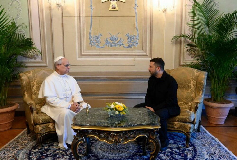 Зеленский встретился с Папой Римским Львом XIV: фото