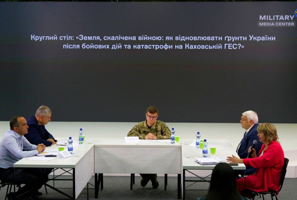 Оккупанты взрывают гидротехнические сооружения в двух областях - хотят помешать контрнаступлению