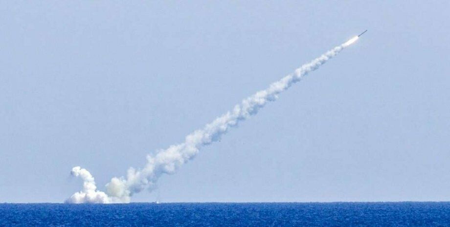 Оккупанты ударили ракетами по Тернопольской области: 22 человека ранены