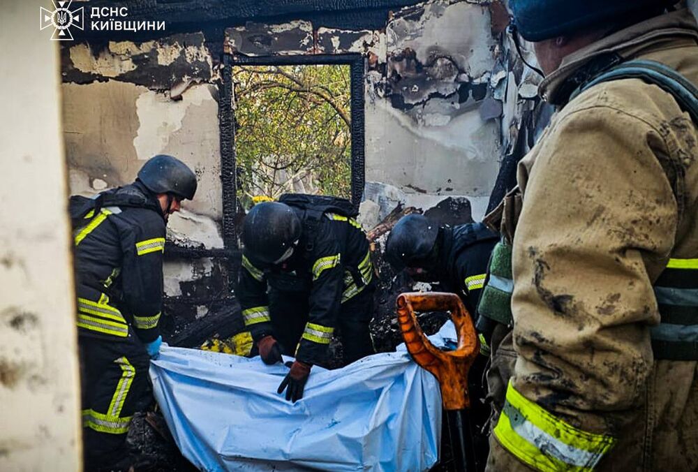 Три людини загинули внаслідок російського обстрілу Київської області, двоє з них — діти
