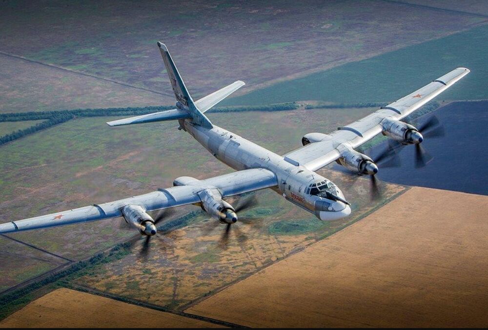 На двух российских аэродромах прогремели взрывы: первые подробности 