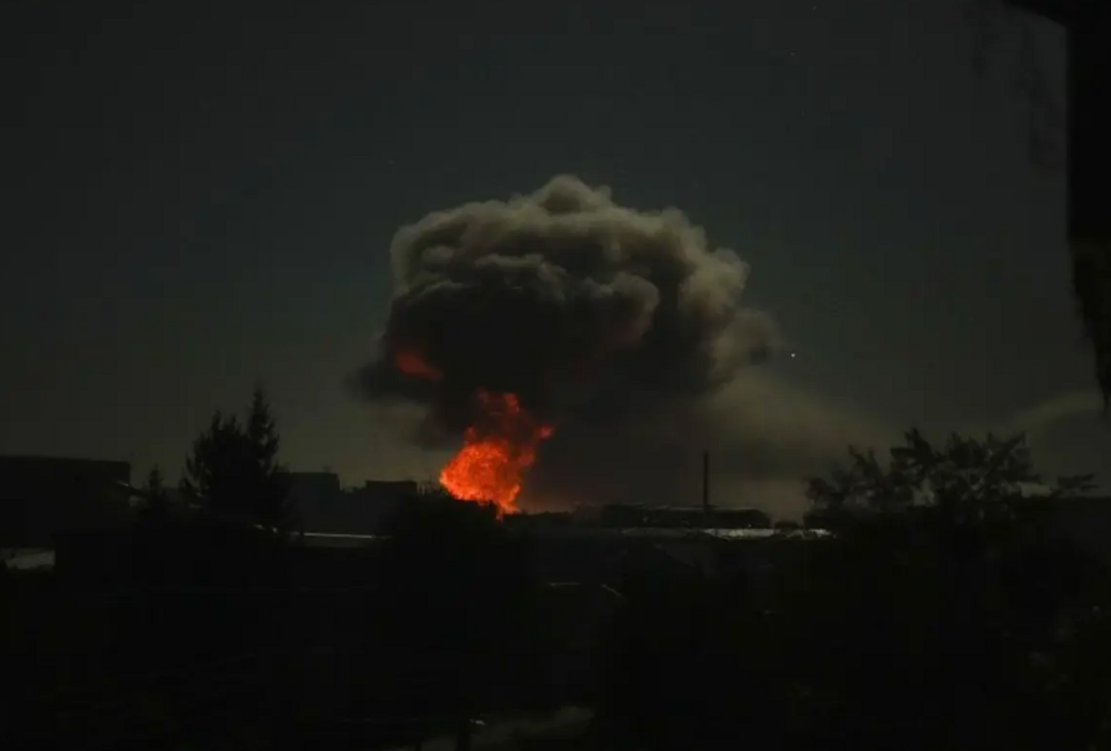 Дроны атаковали нефтеперерабатывающий завод в Краснодарском крае