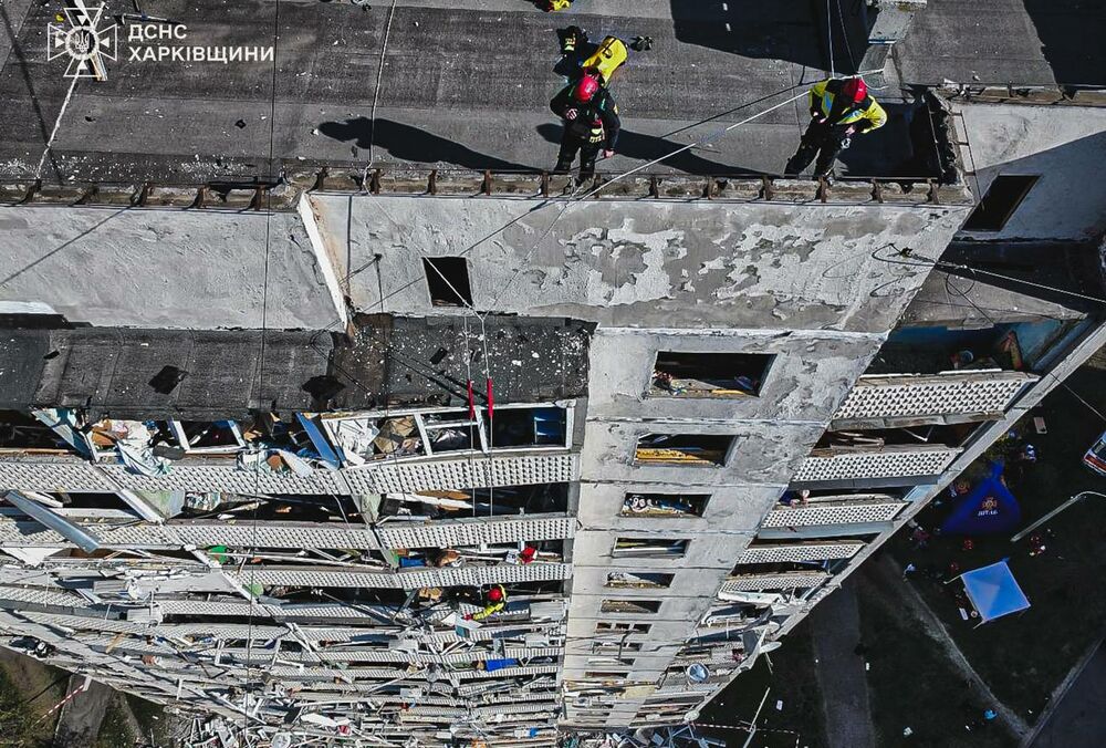Треба бути відвертою сволотою: Зеленський відреагував на удар по Харкову