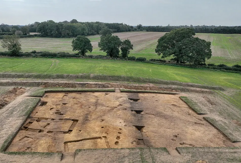 В Великобритании нашли руины храма, которому 1400 лет: фото